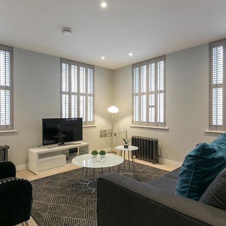Апартаменты Urban Chic - Wellington Лондон Экстерьер фото